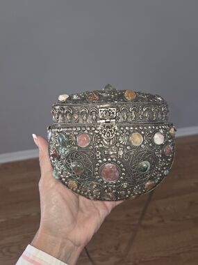 Embellished Round Jeweled Jewelry Box - Multicolor